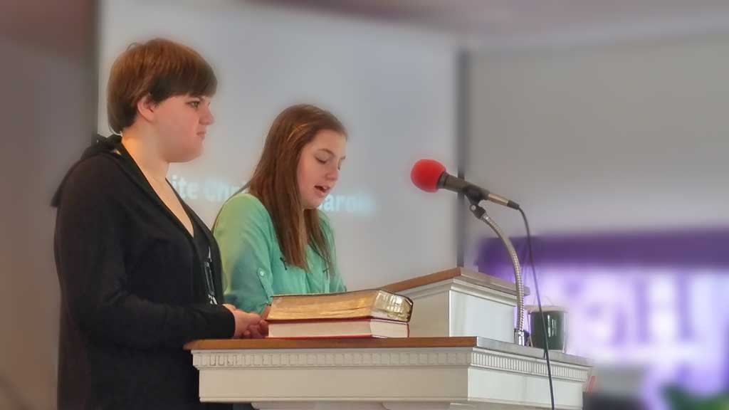 Cami Griffin and Mikayla Jolly at Living Stones Belvidere